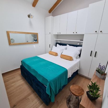 Apartman Bracera พรีมอชเตน ภายนอก รูปภาพ